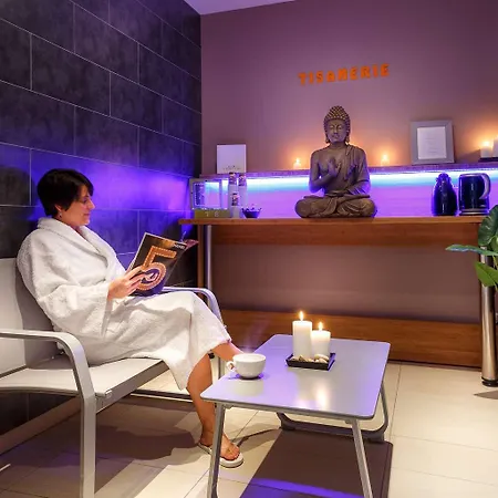 Szálloda Western Garden And 3*