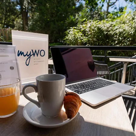 Western Garden And Szálloda La Baule