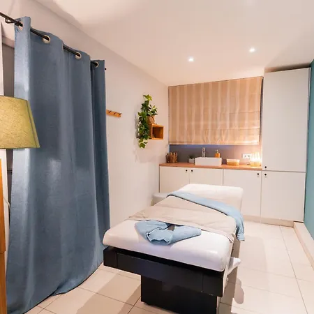 Szálloda Western Garden And 3*