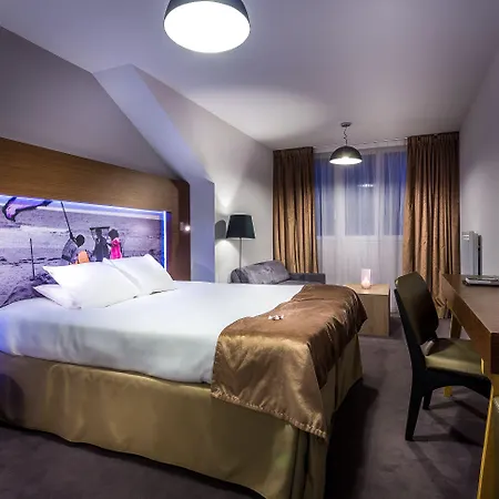 Western Garden And 3* La Baule