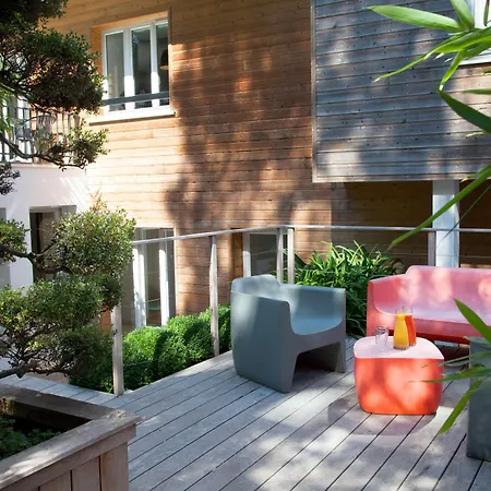 Hotel Western Garden And 3*