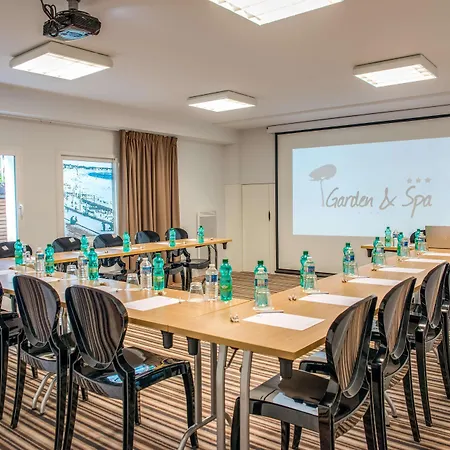 Szálloda Western Garden And