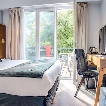 Western Garden And Szálloda 3*