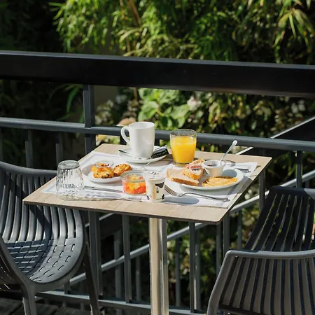 Western Garden And Szálloda 3*